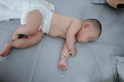酒泉怀孕多久肚子会胀气